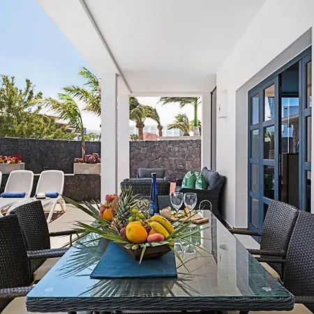 Villa Mamma Mia Sleeps 6 With Pool *